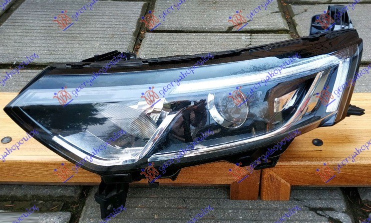FAR ELEKTRICNI SA LED DNEVNIM SVETLOM (DEPO) - LEVO