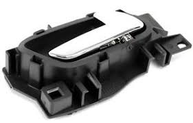 KVAKA PREDNJIH VRATA UNUTRASNJA - DESNO